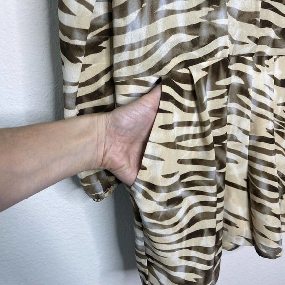 G BY GUESS Animal Print Tiger Striped Long Sleeved Romper S - Picture 6 of 15